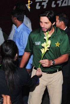 Shahid Afridi शहद आफरद फनवर तरणचय परमत पडल गमतसठ