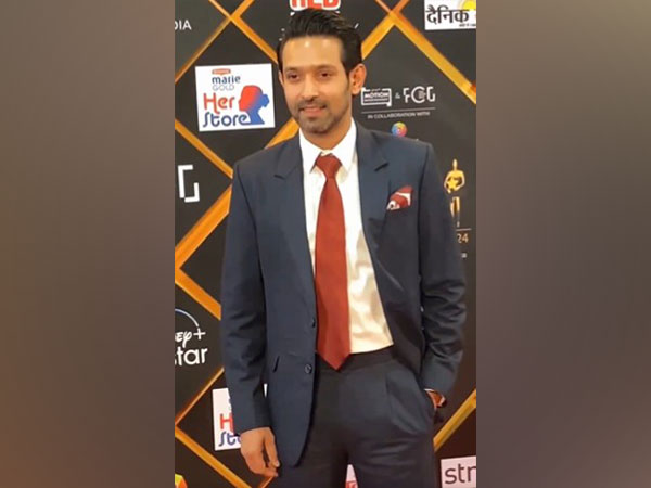 Critics Choice Awards 2024 Vikrant Massey Wins Best Actor Award For