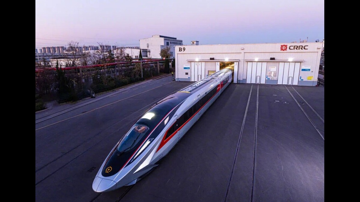 Cr Bullet Train Video China Unveils World S Fastest High Speed