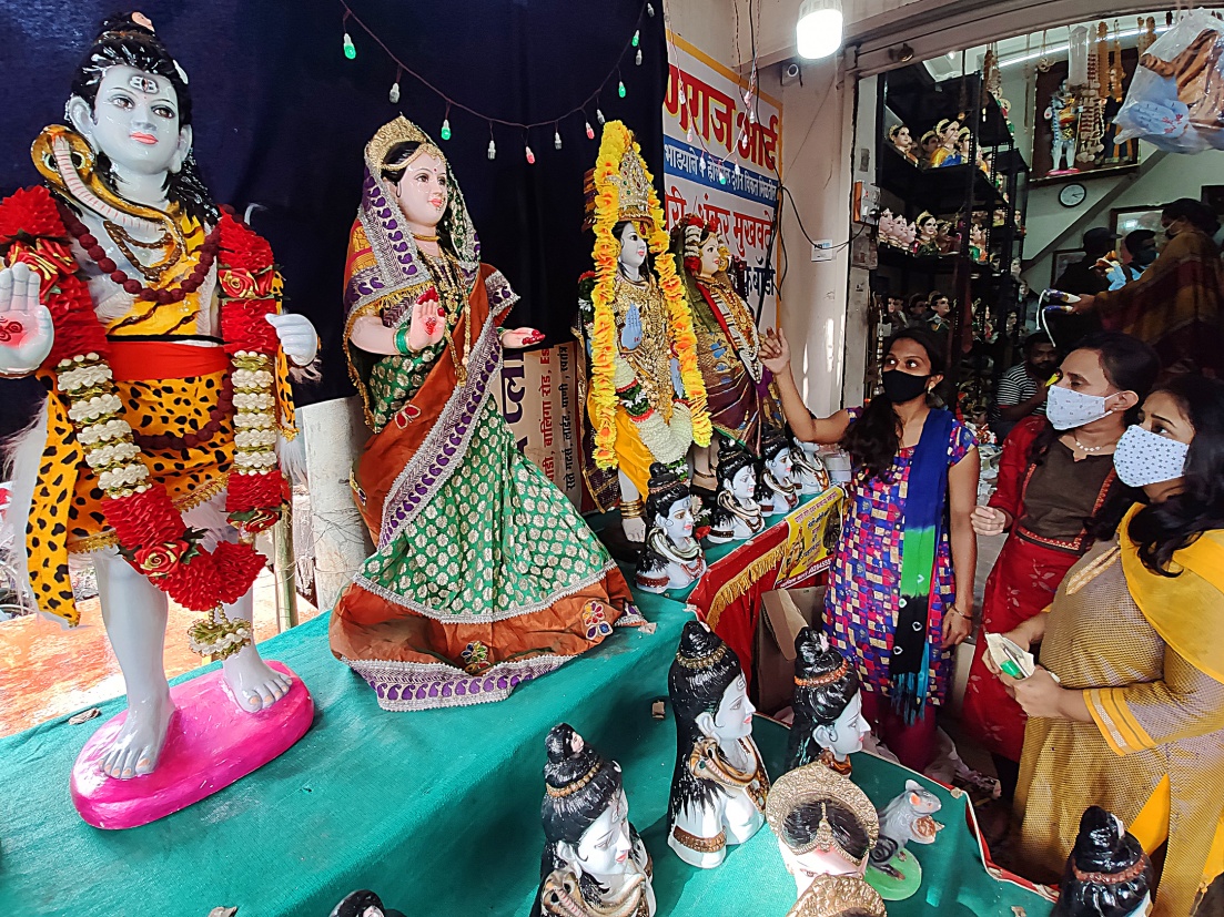 Ganpati Festival -गौराई आली माहेराला ...