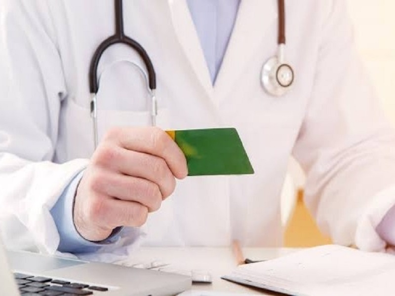 Unique Digital Health ID : युनिक डिजिटल हेल्थ आयडी कार्ड बनवा, तुम्हाला  मिळतील जबरदस्त फायदे, जाणून घ्या प्रक्रिया... - Marathi News | Unique Health  Card Record Will Keep Safe In ...
