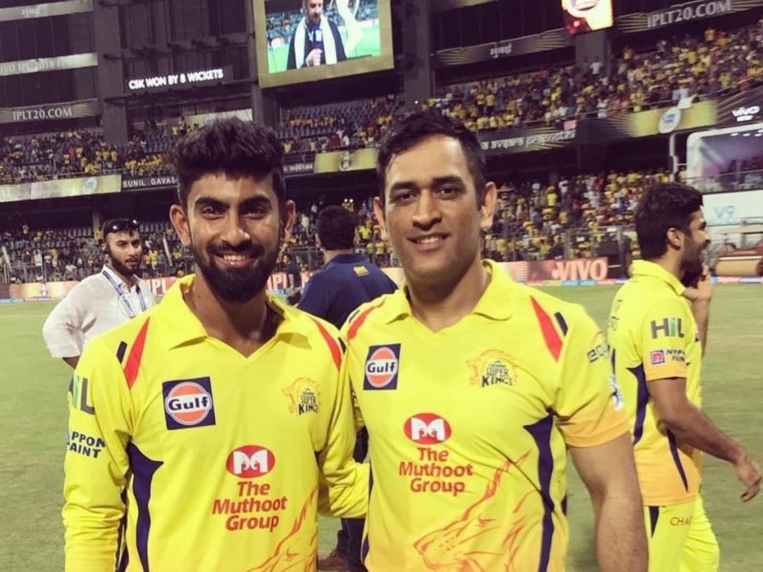 IPL 2020 त MS Dhoniनं बाकावर बसवून ठेवलेल्या फलंदाजानं दाखवला 'स्पार्क';  चोपल्या ३५० धावा अन् खेचले १७ षटकार! - Marathi News | CSKs Narayan  Jagadeesan highest scorer in Syed ...
