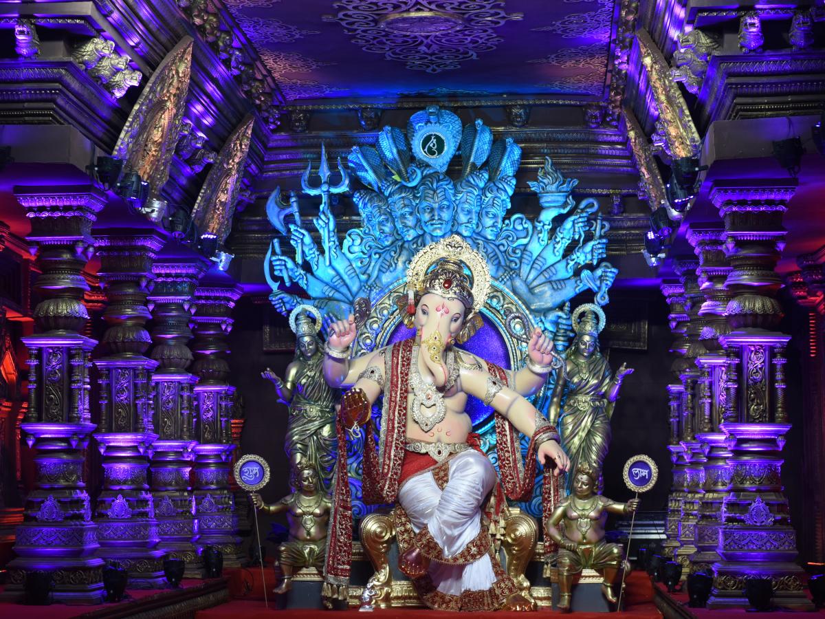 Mumbai opens its heart and homes as Ganpati arrives today, chintamani  ganpati HD wallpaper | Pxfuel