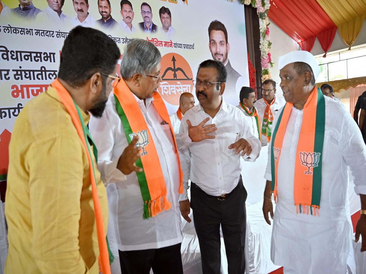 Kolhapur Politics: माधवराव, तुम्ही शिरोळचे आमदार व्हा; चंद्रकांत पाटील ...