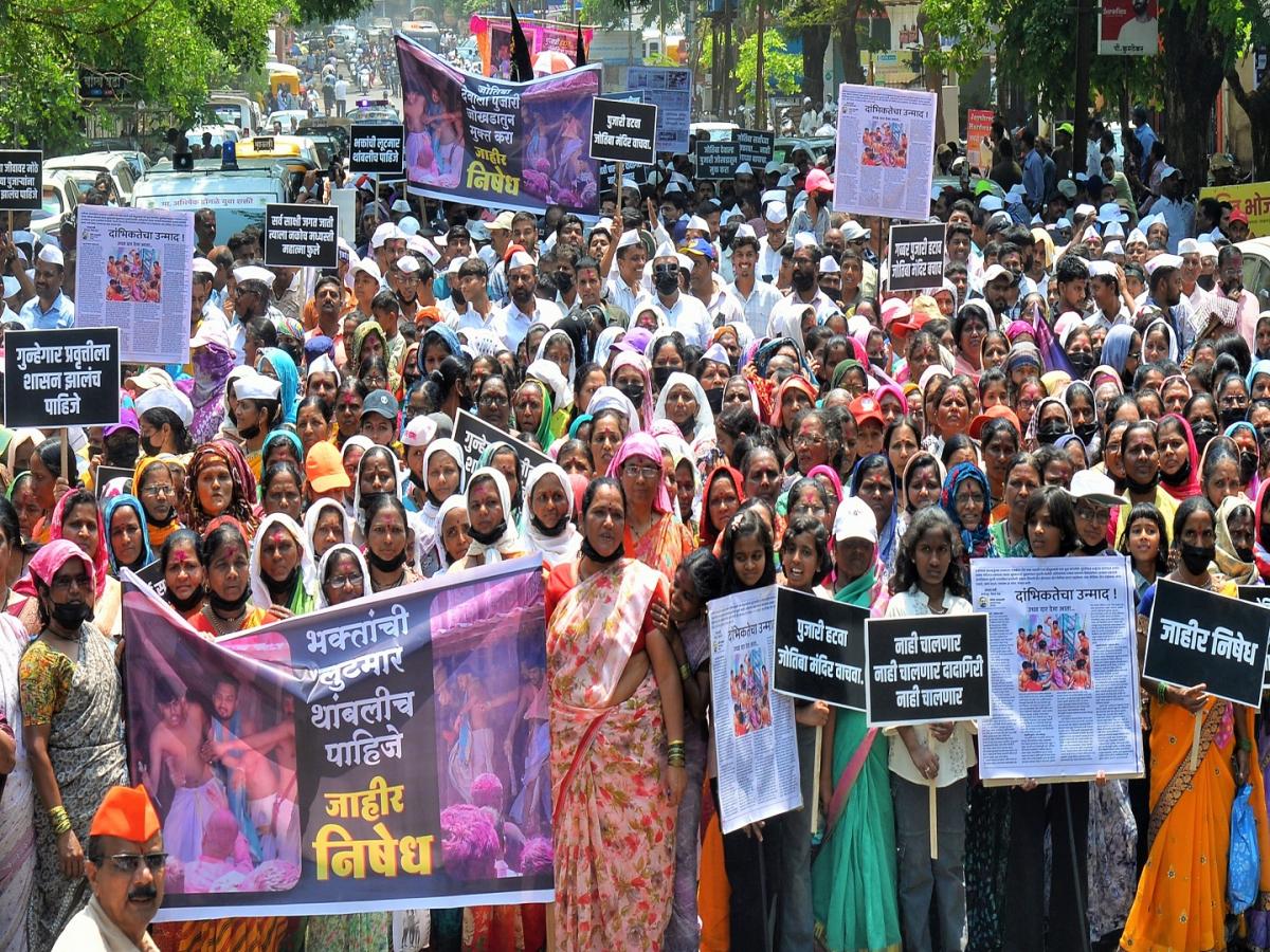 Kolhapur: गुंडप्रवृत्ती हटवा...जोतिबावर पगारी पुजारी नेमा; परितेसह ...