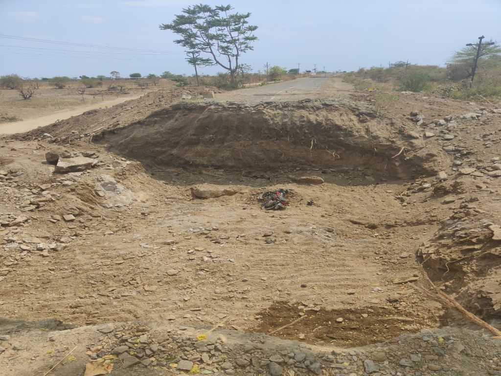 मद्यधुंद अवस्थेत दुचाकी चालविणे भोवले; चालकाचा मृत्यू Marathi News