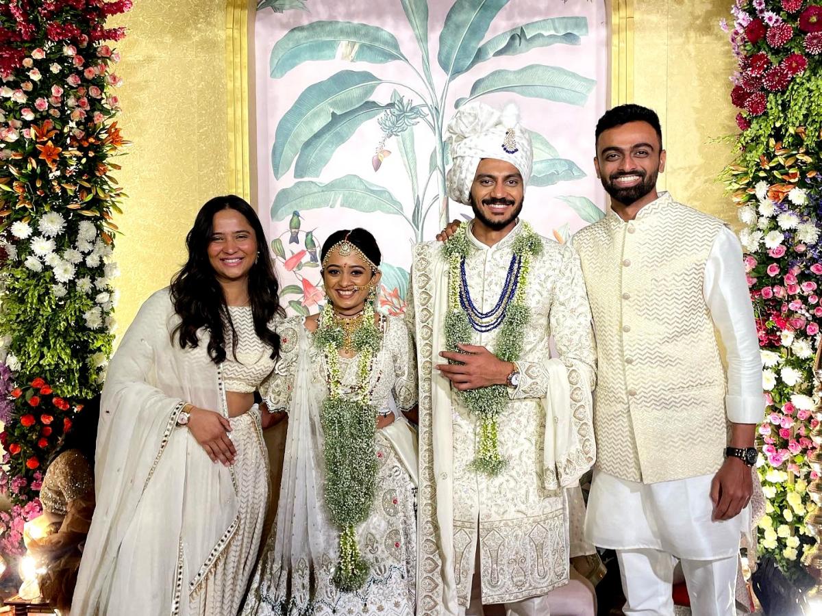 Axar Patel Marriage प्रेमाच्या पिचवर भारतीय फिरकीपटूची पडली विकेट