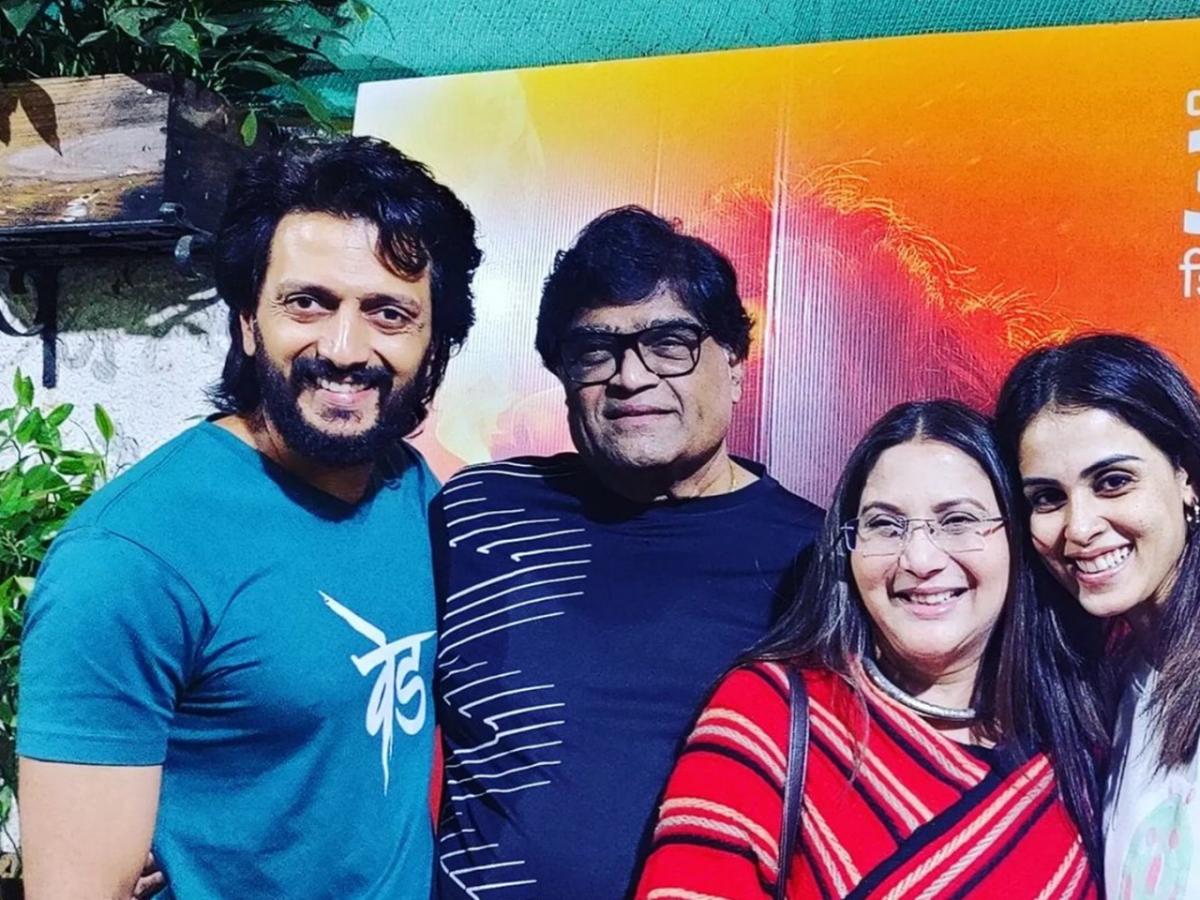 Ved Movie Screening रितेश, जेनेलियाचं कौतुक केलंच, पण अशोकमामांना 'होम