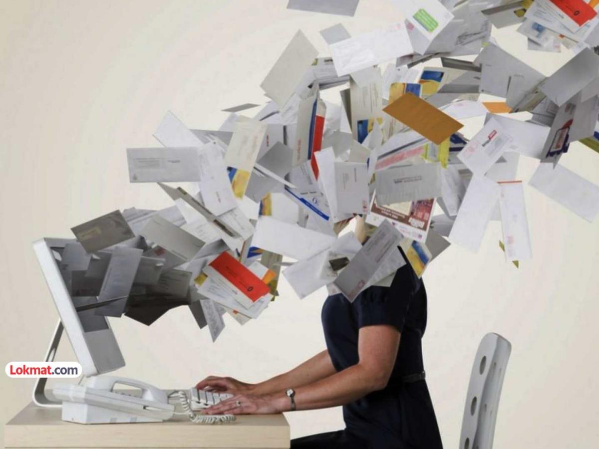 लेख: माहितीच्या अतिरेकाबाबत सावध! नाकातोंडात ‘इन्फर्मेशन’ जाऊन महापुरात ...