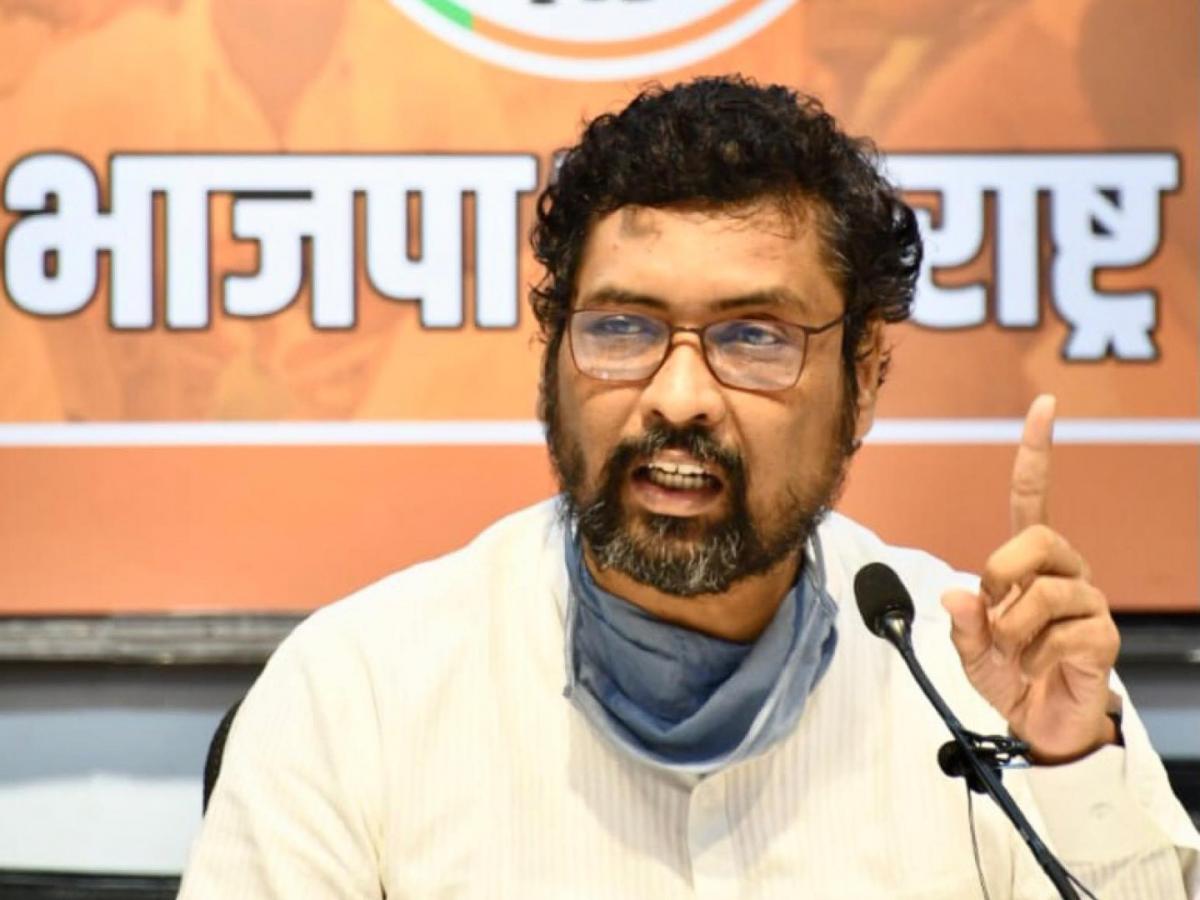 BJP vs Mahavikas Aghadi वर्षभरापूर्वीच गुजरातमध्ये गेलेल्या