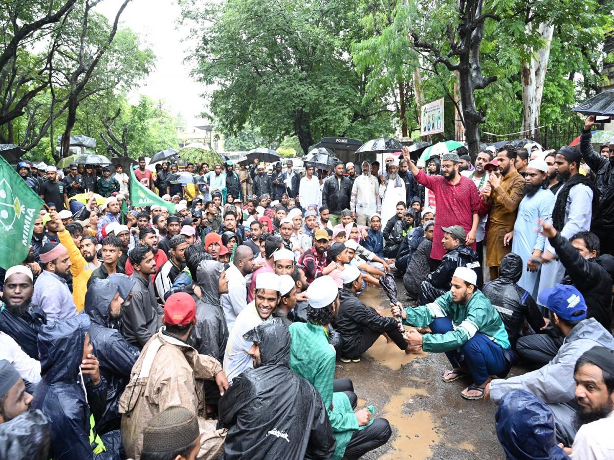 विशाळगड जाळपोळ प्रकरण दंगेखोरांना अटक झालीच पाहीजे, कोल्हापुरात