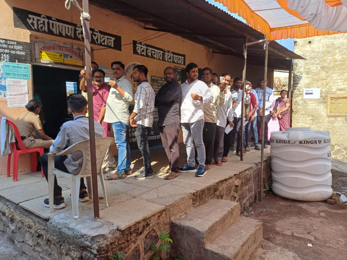 Nashik Lok Sabha Election 2024 पहिल्या दोन तासात नाशिक जिल्ह्यात 6.74