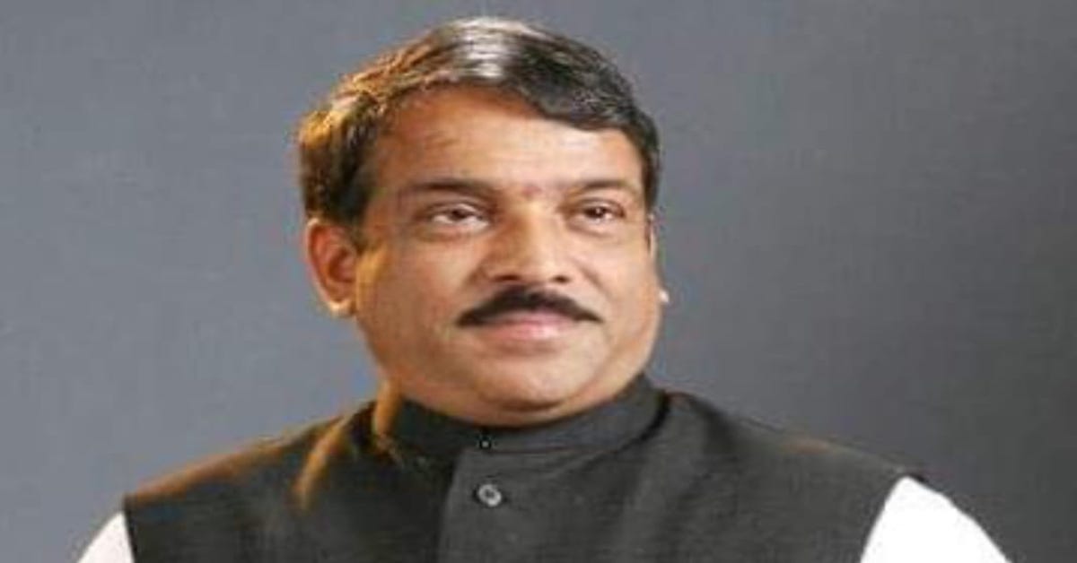 अखेर आनंदराव पाटील 'निमंत्रित' भाजपवासी! Marathi News former