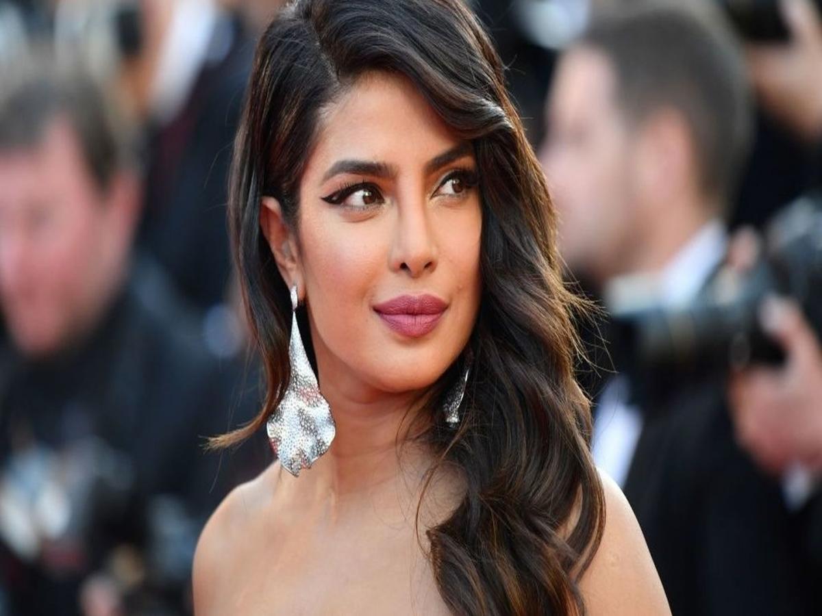 Priyanka Chopra Birthday Special : प्रियंका चोप्राने या कारणामुळे केला ...