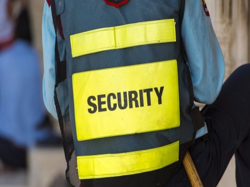 Pune सुरक्षा रक्षकाची नोकरी नाही दिली म्हणून पेटवली महिलेची कार; येवलेवाडीतील घटना Marathi