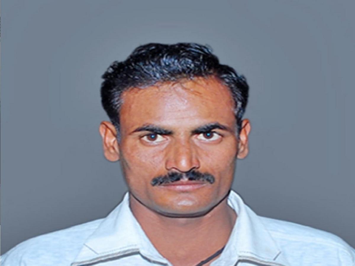 Kolhapur मेंढपाळ तरुणाचा गळा चिरून खून, शिरोळ तालुक्यात उडाली खळबळ