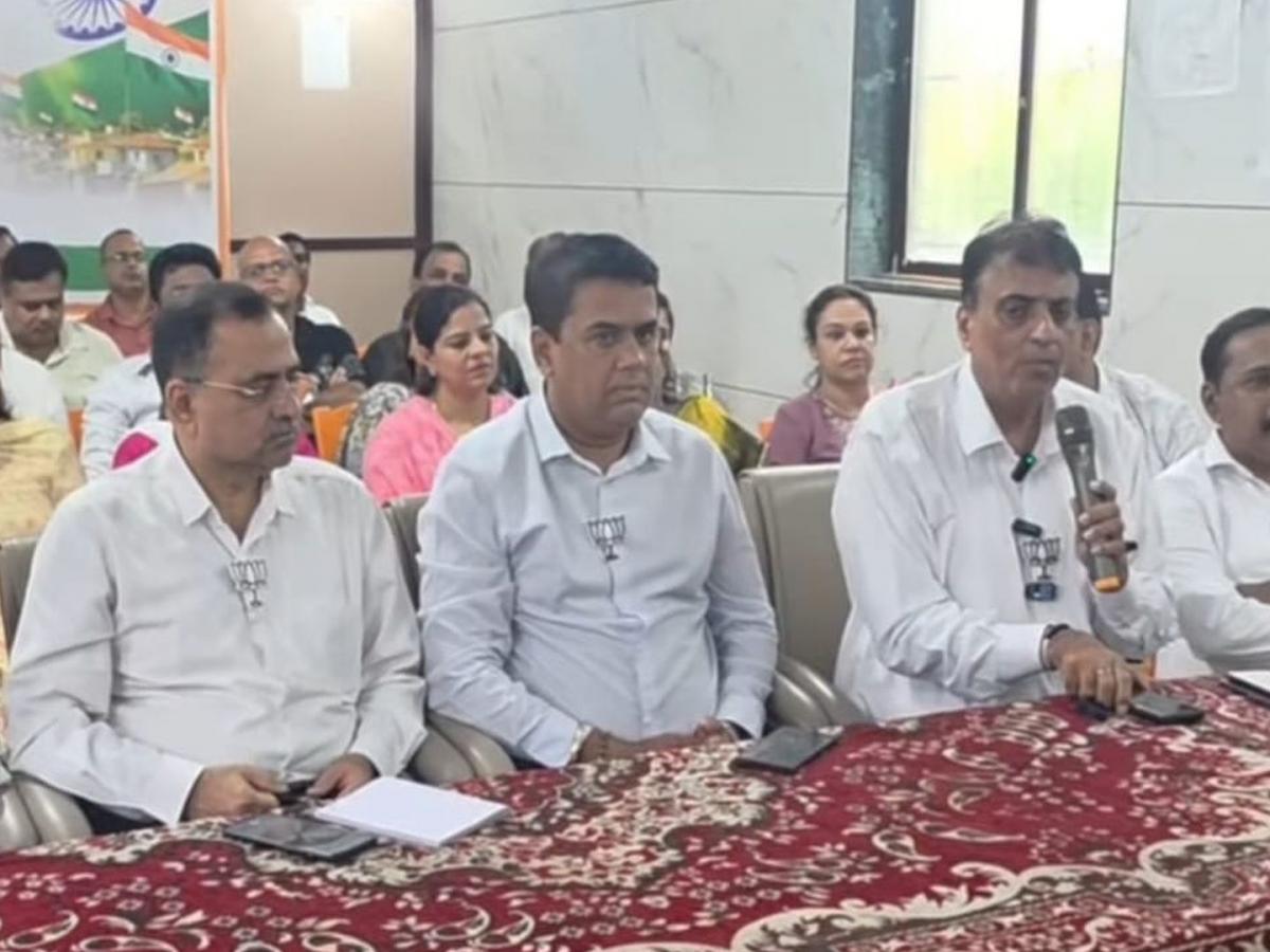 उल्हासनगरमध्ये महायुतीत मिठाचा खडा, भाजपचा कमलेश निकम यांच्यावर हल्लाबोल