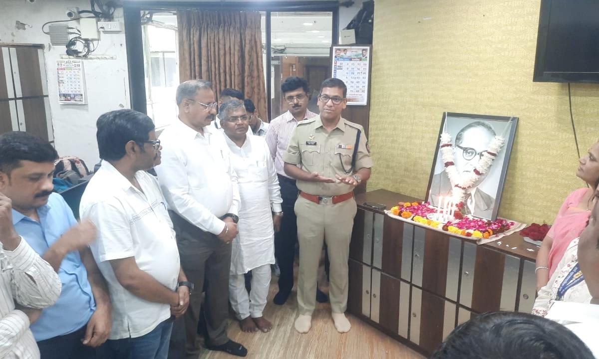 खऱ्या अर्थाने शिक्षणाचे महत्त्व डॉ. बाबासाहेब आंबेडकरांनी अधोरेखित केले ...