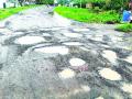 रस्ते गेले खड्ड्यात - Marathi News | Road went into the pits | Latest nashik News at Lokmat.com