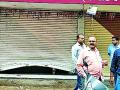 चोरांनी चार व्यापारी प्रतिष्ठाने फोडली; राठीनगरात घरफोडी - Marathi News | Thieves blast four business establishments; Rathinagar burglary | Latest amravati News at Lokmat.com
