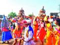 सप्तशृंगगडावर परंपरा कायम - Marathi News | Saptashringagad has a tradition | Latest nashik News at Lokmat.com