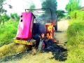 दोन वर्षाच्या चिमुकल्याला ट्रॅक्टरने चिरडले - Marathi News | The two-year-old chimunake crashed in the tractor | Latest gondia News at Lokmat.com