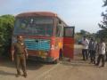 बस थांबविण्यावरून चालक- प्रवासी महिलेमध्ये तासभर शाब्दिक चकमक - Marathi News | Driver on bus stop - Literal spark for hours in passenger woman | Latest jalana News at Lokmat.com