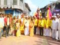 खंडेराव महाराज यात्रे निमित्ताने घोडा मिरवणूक - Marathi News |  A procession of horses for Khanderao Maharaj Yatra | Latest nashik News at Lokmat.com