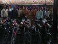 चाळीसगावला चोरट्यांकडून १४ दुचाकी हस्तगत - Marathi News | Chalisgaon thieves get 14 bikes | Latest jalgaon News at Lokmat.com