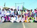राष्ट्रवादी काँग्रेसचा रास्ता रोको - Marathi News | Stop the path of NCP | Latest nashik News at Lokmat.com