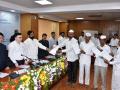 ठाणे जिल्ह्यातील तीन तालुके पूर्णत: ऑनलाईन ; तलाठ्याच्या स्वाक्षरीचा सातबारा आता घरबसल्या - Marathi News | Thane district's three talukas are completely online; Seventh of the signature of the signature has now been built | Latest thane News at Lokmat.com