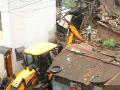 मालक, कूळ वादात ‘धोकादायक’ बनल्या ११८ इमारती - Marathi News | Owner, family dispute has become 'dangerous' 118 buildings | Latest kolhapur News at Lokmat.com