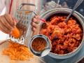 गाजराचा हलवा कधी खूप मोकळा होतो तर कधी एकदम लगदा, पाहा हलवा करण्याची झटपट सोपी रेसिपी... - Marathi News | Winter Special carrot Gajar Halva perfect easy Recipe : Sometimes the carrot halwa is very loose and sometimes it is very pulpy, check out this quick and easy halwa recipe... | Latest sakhi News at Lokmat.com