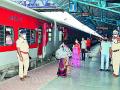 मुंबईकडे जाणाऱ्या मेलमध्ये एकही आरक्षण नाही - Marathi News | There is no reservation in the mail to Mumbai | Latest amravati News at Lokmat.com