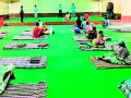 जिल्ह्यातील ५३ निवारागृहात ९७३ जण आश्रयाला - Marathi News | 973 people took shelter in 53 shelters in the district | Latest chandrapur News at Lokmat.com