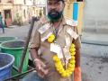 CoronaVirus Lockdown :आरोग्य कर्मचाऱ्याचा नोटांचा हार घालून सत्कार - Marathi News | CoronaVirus Lockdown: Publicity Respect for Health Workers | Latest kolhapur News at Lokmat.com