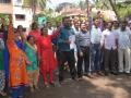महसूल कर्मचाºयांची जिल्हाधिकारी कार्यालयासमोर निदर्शने - Marathi News | Demonstrations before the District Collector's Office of Revenue Personnel | Latest kolhapur News at Lokmat.com