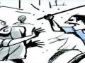 कटींग न केल्याने पती-पत्नीस मारहाण - Marathi News | Husband and wife beaten for not cutting | Latest nandurbar News at Lokmat.com