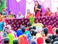 एरंडोल येथे महिलांचा गुणगौरव - Marathi News | Woman's glory at Erandol | Latest jalgaon News at Lokmat.com