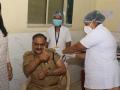 ठाण्यात पोलिसांना कोरोनावरील लसीकरण सुरू - Marathi News | Police in Thane start vaccinating on corona | Latest thane News at Lokmat.com