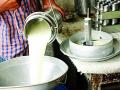 अतिरिक्त दूध जप्त करण्याची धमकी - Marathi News | Threat to seize extra milk | Latest vardha News at Lokmat.com