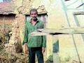 पंधरा वर्षांपासून सुरू आहे घरकुलसाठी संघर्ष - Marathi News | Fifteen years of struggle for crib | Latest chandrapur News at Lokmat.com