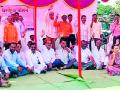 आष्टी तालुका निमिर्तीच्या मागणीसाठी धरणे आंदोलन - Marathi News | Demand Movement for Demand for Ashti Taluka | Latest gadchiroli News at Lokmat.com