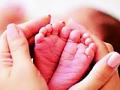 पुजाऱ्याच्या उपचारामुळे १६ दिवसांचे बाळ दगावले - Marathi News | 16-day-old baby shakes due to priest treatment | Latest gadchiroli News at Lokmat.com