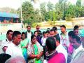 महापालिकेच्या वीर सावरकर जलतरण तलावाच्या दुरवस्थेचे दर्शन व्यवस्थापकाच्या निलंबनाचे आदेश - Marathi News | Order of suspension of the management manager of the sad scene of the Veer Savarkar Swimming Pool of the Municipal Corporation | Latest nashik News at Lokmat.com