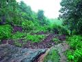 पेठ तालुक्यातील बहुतेक रस्ते बंद - Marathi News | Most roads in Peth taluka are closed | Latest nashik News at Lokmat.com