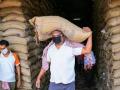 मास्क असेल तरच मिळेल रेशनचे धान्य - Marathi News | Ration grains can be obtained only if there is a mask | Latest nashik News at Lokmat.com