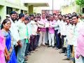 ग्रामसेवकांच्या संपामुळे गावगाडा ठप्प - Marathi News | Villagers jam due to the demise of village workers | Latest nashik News at Lokmat.com