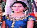 पाय घसरून पडल्याने युवतीचा जागीच मृत्यू - Marathi News | Due to falling feet, the woman's death is on the spot | Latest nashik News at Lokmat.com