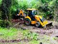वन अधिकाऱ्यांच्या देखरेखीखाली शेतीची कामे - Marathi News | Field operations under the supervision of forest officials | Latest chandrapur News at Lokmat.com